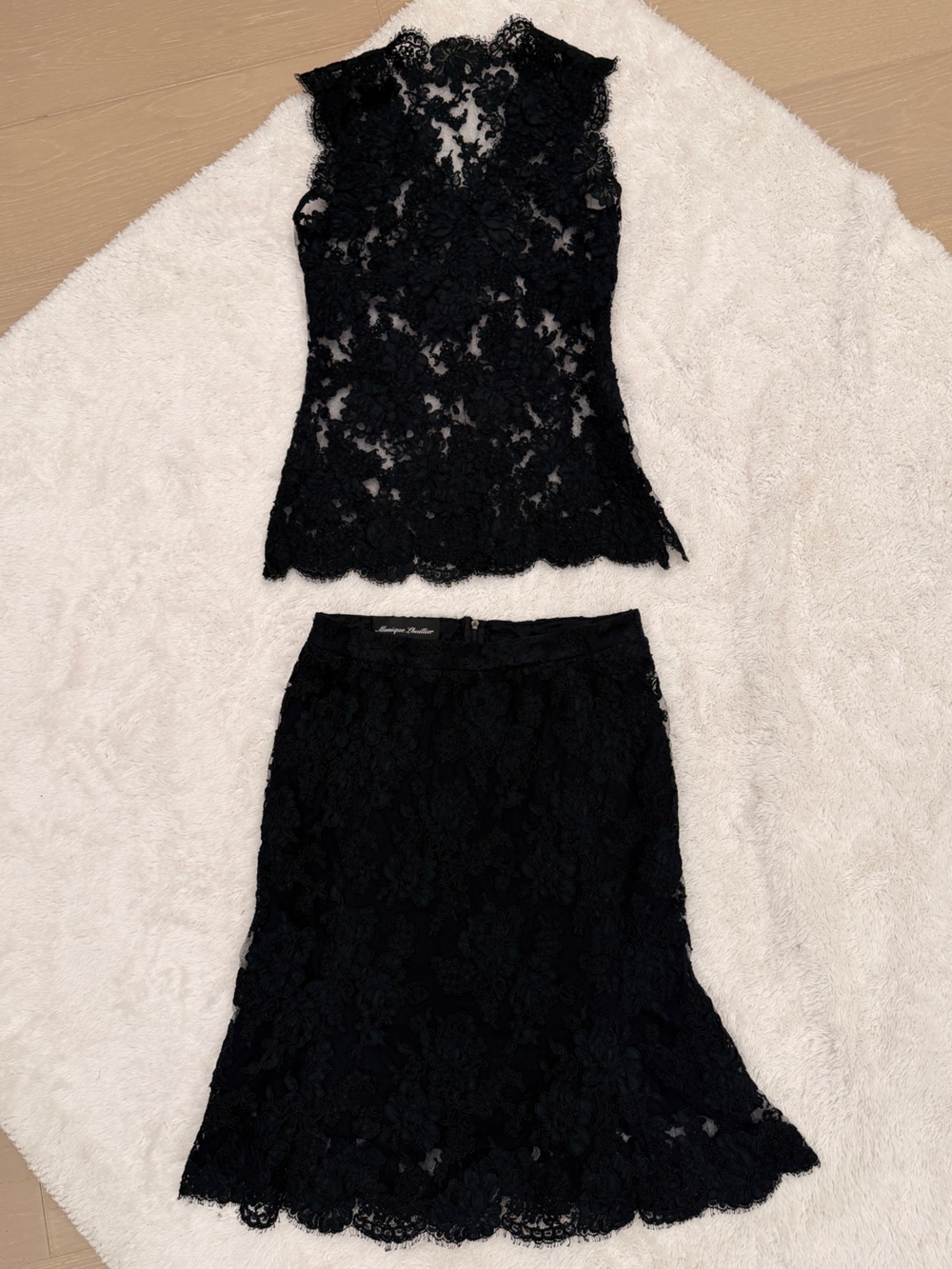 Monique Lhuillier Black Floral Lace Set Skirt and Top